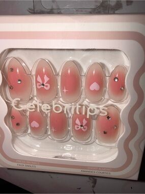 Celebritips Pink Ombre Heart & Bow Press-On Nail Set in Short Almond